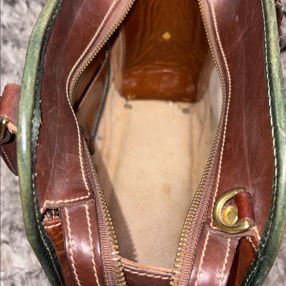 Brahmin Vintage Elegant Brown Leather Handbag - Picture 9 of 11